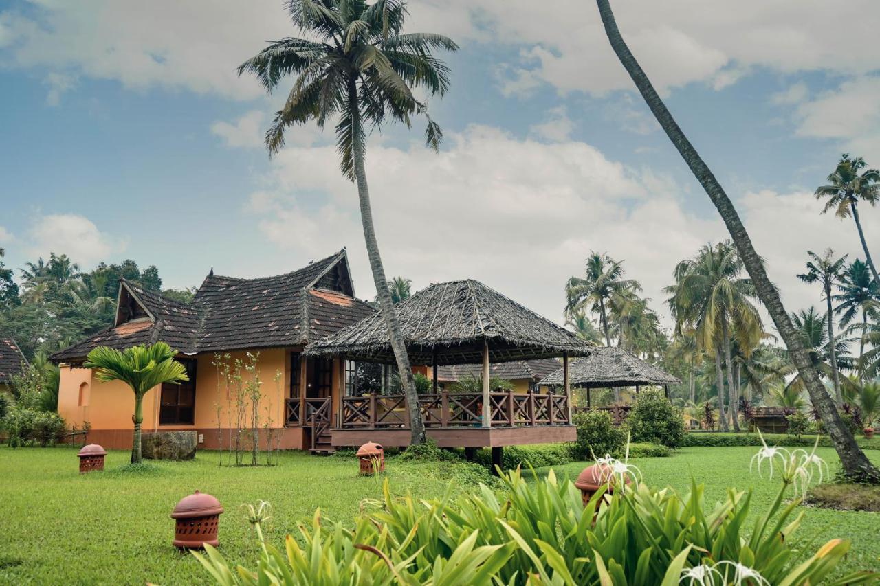 Ameya Kerala Hotel Alappuzha Ngoại thất bức ảnh